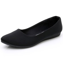 Old Beijing cloth shoes women's fashion spring new black soft sole flat sole work shoes are not tired