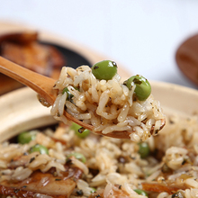 自热米饭方便速食川味广味腊味煲仔米饭户外快餐自热