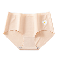 Traceless ice silk underpants women's graphene pure cotton antibacterial cover Daisy breathable sexy